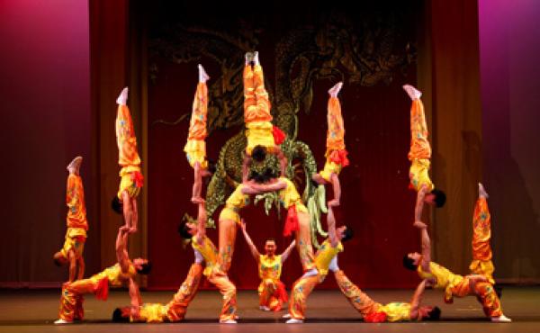 chinese acrobats performing on stage